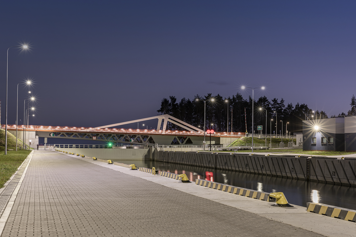 Vistula Spit, bridge lighting